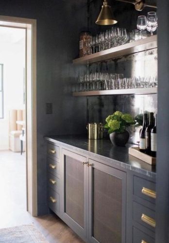 3364 Knollwood Dr, Atlanta GA 30305-1022 exterior