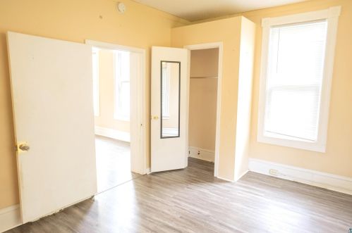 309 6 St, Duluth MN 55810-1638 exterior