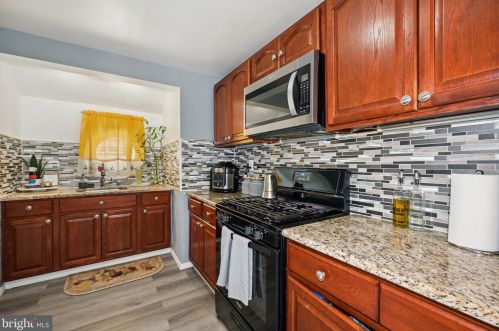 2168 37 St, Camden NJ 08110-2208 exterior