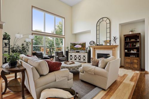 2473 Eyrie Dr, Saint Paul MN 55129-4211 exterior