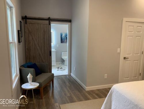 991 Metropolitan Pkwy, Atlanta GA 30310-4445 exterior