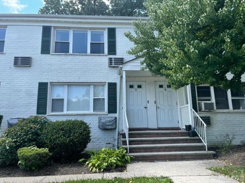 3 Garfield Park, Edison, NJ 08837-2522