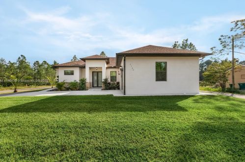 4160 27th Ave, Naples, FL 34120-8939