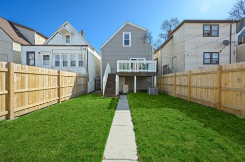 2038 Kildare Ave, Chicago IL 60803-2105 exterior