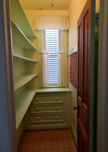 3217 Southport Ave, Chicago IL 60657-3228 exterior