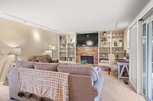 2160 Denair Ave, Turlock CA  95382-1822 exterior