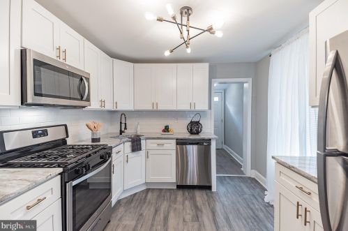 5230 Addison St, Philadelphia PA 19143-1517 exterior