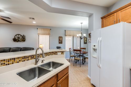 589 Rugged Cyn Dr, Green Valley AZ 85614-6188 exterior