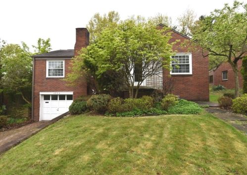 4824 Carlyn Dr, Pittsburgh, PA 15236-1916