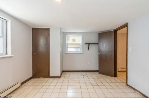 152 7th St, Paterson NJ 07506-3802 exterior