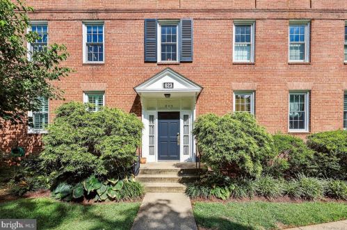 623 Azalea Dr, Rockville, MD 20850-2008