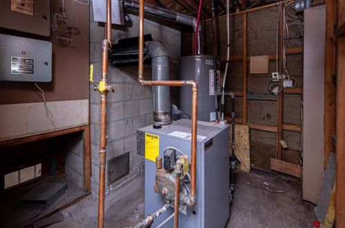 80 Gaudet St, Providence RI  02911-2212 exterior