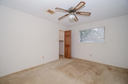 5611 Kiowa Timbers Dr, Humble TX 77346-1929 exterior