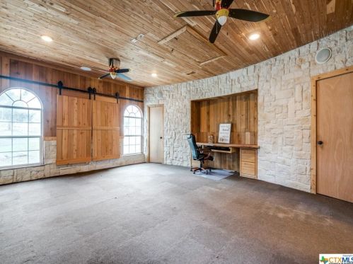 2561 Stoney Crk Dr, Spring Branch TX 78163-2875 exterior