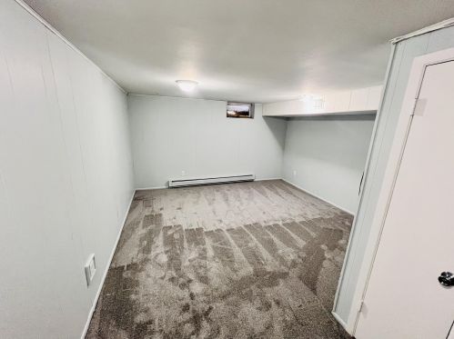 6102 Prt Ave, Milwaukee WI 53223-4118 exterior