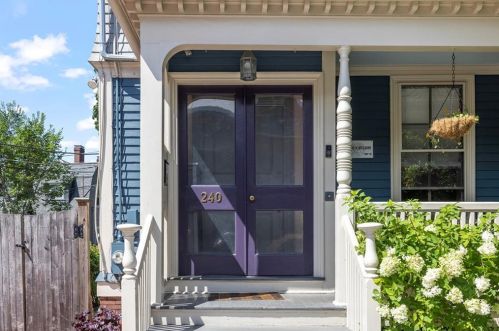 240 Hope St, Providence RI  02906-2212 exterior