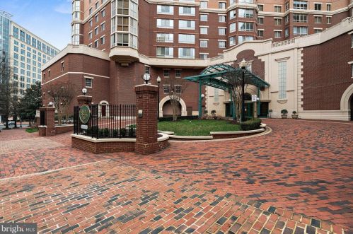 2181 Jamieson Ave, Alexandria VA  22314-5747 exterior