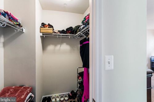 7722 Hollins Chapel Ct, Glen Burnie MD 21060-8396 exterior