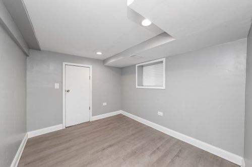 8404 Elizabeth St, Chicago IL  60620-4035 exterior