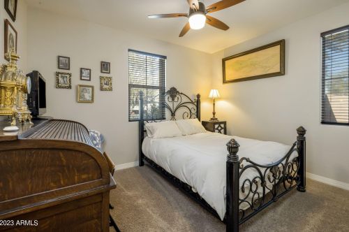 6917 19th Ln, Phoenix AZ  85041-6640 exterior