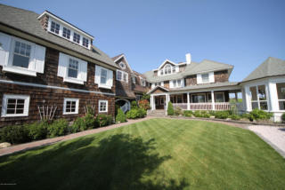 829 East Ave, Point Pleasant Beach NJ  08742-5316 exterior