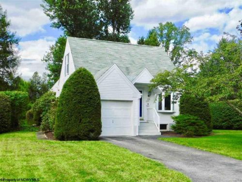 1276 Fairlawns Ave, Morgantown, WV 26505-3256