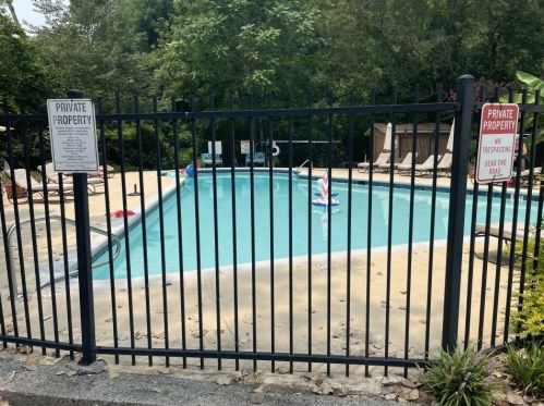 115 Biscayne Dr, Atlanta GA 30309-1003 exterior