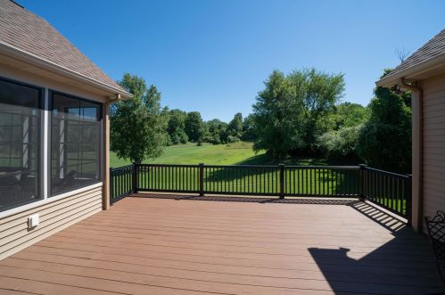 3900 Oakharbor St, Kalamazoo MI 49009-6185 exterior