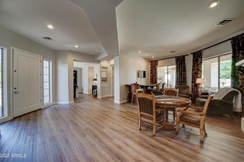 715 County Down Dr, Chandler AZ 85249-7331 exterior