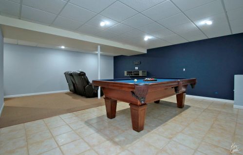 1756 Ashley Ln, Waukegan IL 60085-8701 exterior