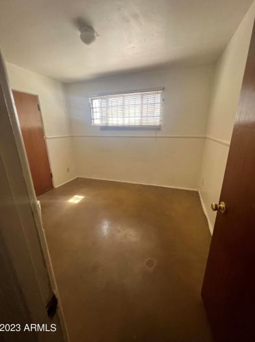 2901 21st Ave, Phoenix AZ 85027-3422 exterior