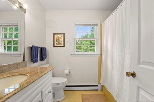 283 Danbury Rd, Ridgefield CT 06877-3214 exterior