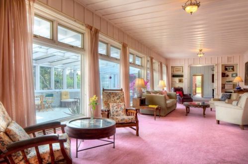 232 Ocean Ave, Middletown RI 02840-6507 exterior