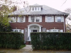 55 Cedar St, Newton, MA 02459-1144