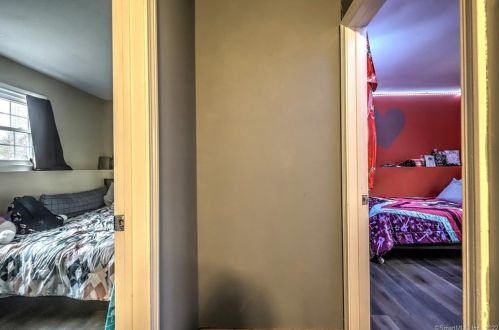 152 Nutmeg Dr, Torrington CT 06790-4123 exterior