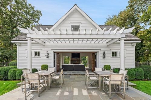 5 Dellwood Farm Way, Armonk NY 10504-1249 exterior