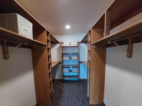 3650 120, Milwaukee WI 53228-1026 exterior