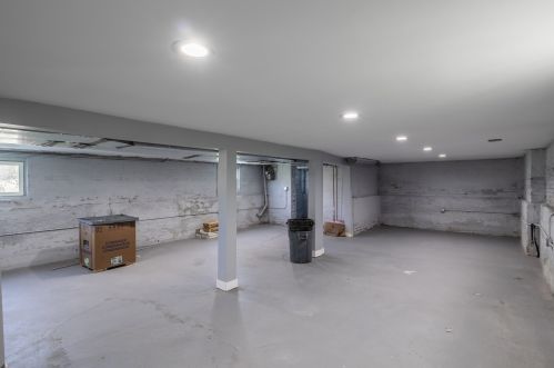 644 115 St, Chicago IL 60655-2806 exterior