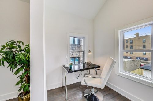 3111 Leland Ave, Chicago IL  60625-4406 exterior