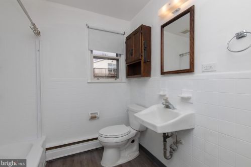 203 Almonesson Rd, Blenheim NJ 08012-4060 exterior