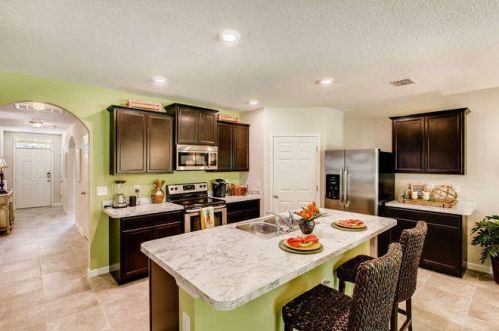 1973 Beauregard St, Fort Pierce, FL 34953-1752