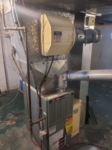 1417 Oklahoma Ave, Milwaukee WI 53207-2431 exterior