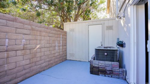 1725 Landana Dr, Concord CA  94519-1463 exterior