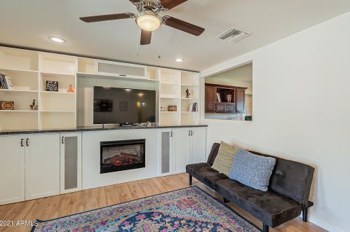 7819 17th Ave, Phoenix AZ  85021-7011 exterior