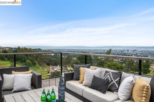 1550 Grand View Dr, Berkeley CA 94705-1637 exterior