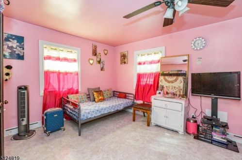 38 38th St, Paterson NJ 07504-1402 exterior