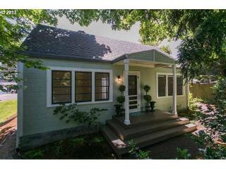 3626 10 St, Portland OR  97202-3713 exterior