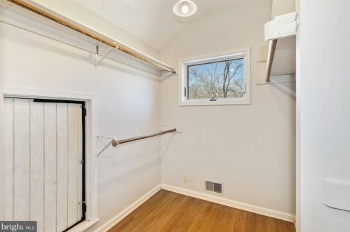 7318 Baltimore Ave, Silver Spring MD 20912-4101 exterior