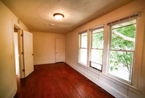 1306 Buffalo Ave, Grand Rapids MI 49505-5003 exterior