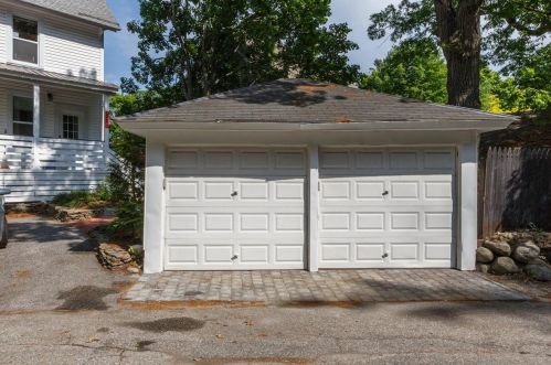 13 Holt St, Concord NH 03301-2926 exterior